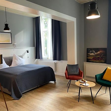 Hotel Alte Navigationsschule Rhauderfehn Luaran gambar