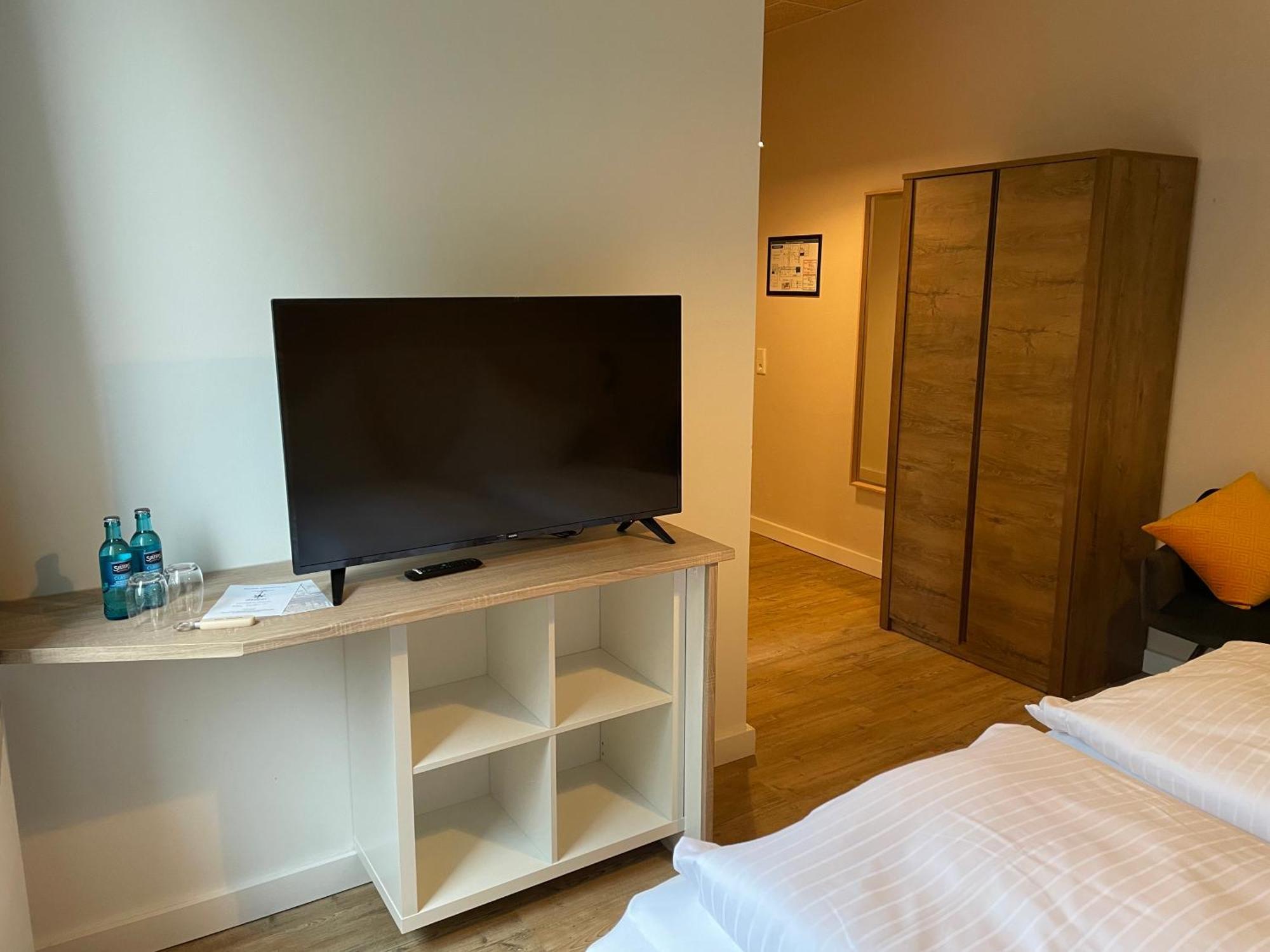 Hotel Alte Navigationsschule Rhauderfehn Luaran gambar